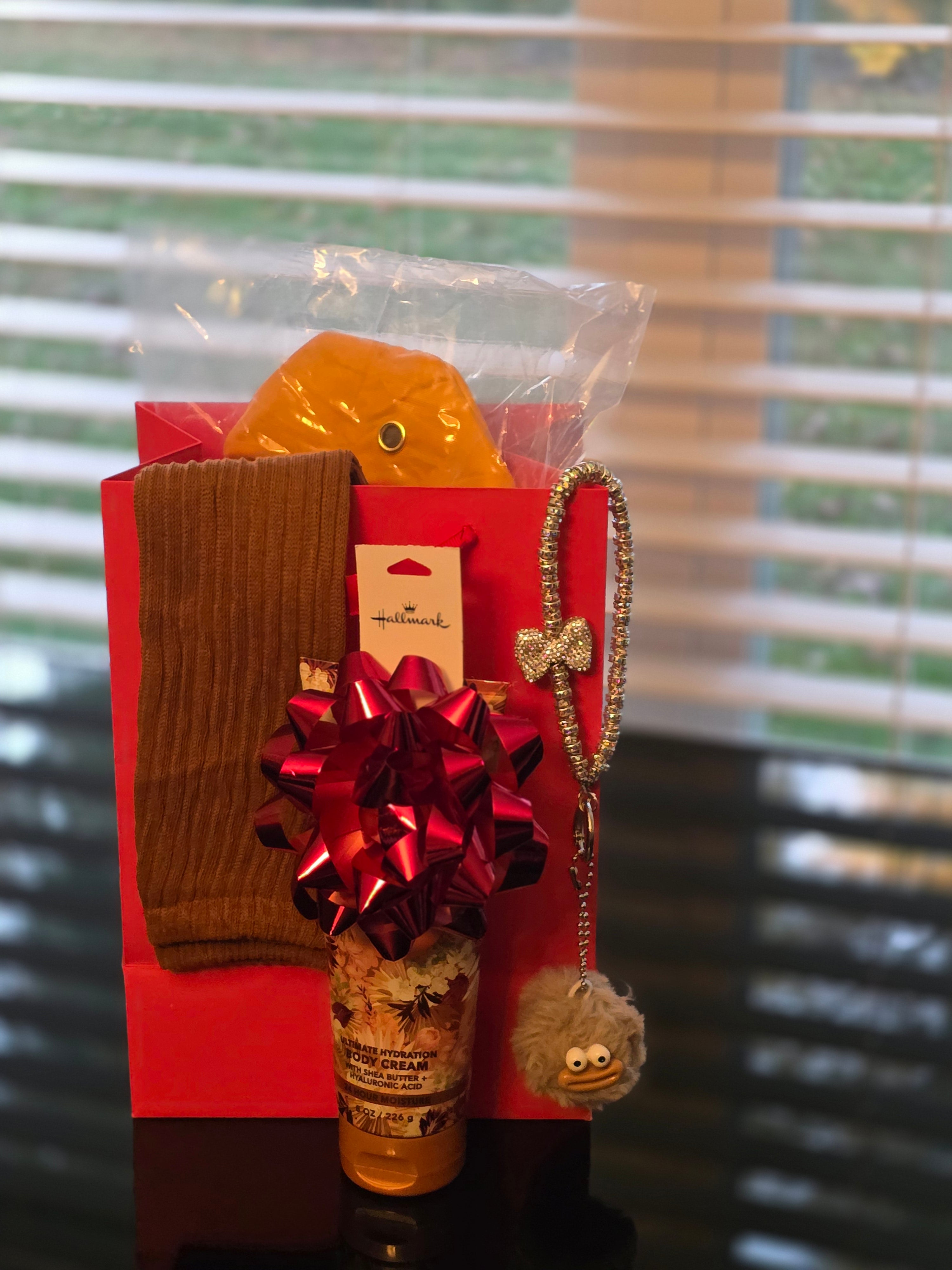 Women's Brown & Yellow Gift Set